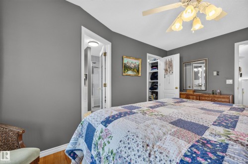 29 Second Avenue, Ardrossan, AB - Indoor Photo Showing Bedroom