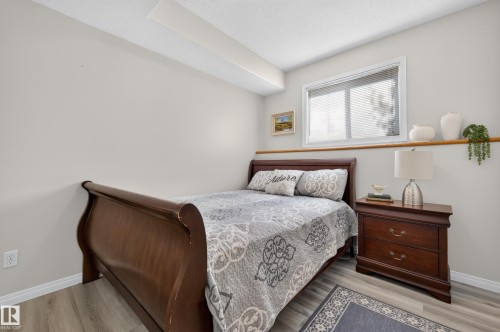 29 Second Avenue, Ardrossan, AB - Indoor Photo Showing Bedroom