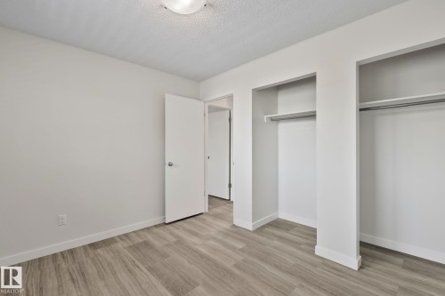 18337 66 Avenue Nw, Edmonton, AB - Indoor Photo Showing Other Room