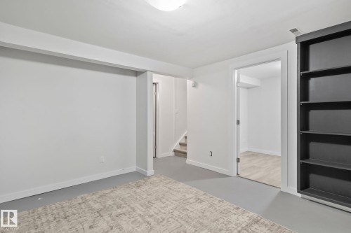 18337 66 Avenue Nw, Edmonton, AB - Indoor Photo Showing Other Room