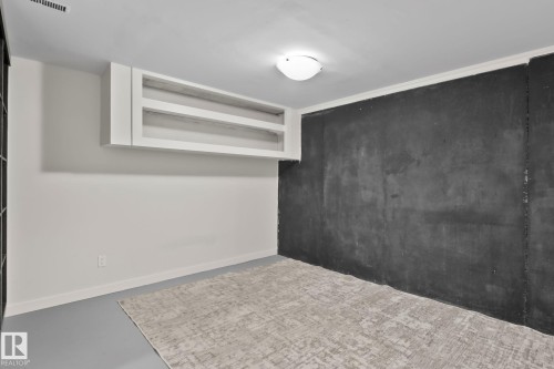 18337 66 Avenue Nw, Edmonton, AB - Indoor Photo Showing Other Room