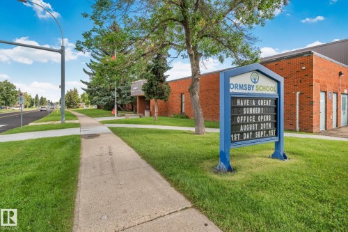 18337 66 Avenue Nw, Edmonton, AB - Outdoor