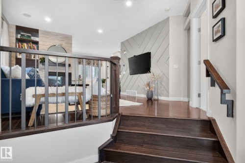 2327 Frezenberg Avenue Nw, Edmonton, AB - Indoor Photo Showing Other Room
