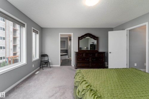 2055 Redtail Common Nw, Edmonton, AB - Indoor Photo Showing Bedroom