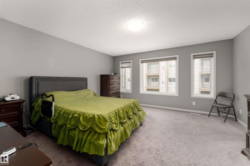 2055 Redtail Common Nw, Edmonton, AB - Indoor Photo Showing Bedroom