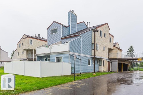 61 LANCASTER Terrace NW  Edmonton, AB T5X 5S4