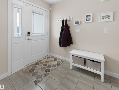 1626 33A Street Nw, Edmonton, AB - Indoor Photo Showing Other Room
