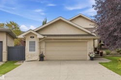 251 TORY Crescent NW  Edmonton, AB T6R 3A5