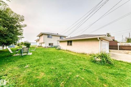 7312 Delwood Road Nw, Edmonton, AB - Outdoor