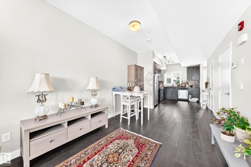 #60 2560 Pegasus Bv Nw, Edmonton, AB - Indoor
