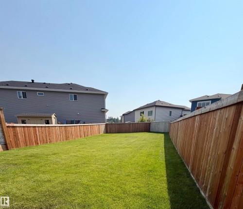 85 Meadowlink Common, Spruce Grove, AB - Outdoor With Backyard