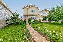 423 KIRKPATRICK Crescent NW Edmonton, AB T6L 5C9