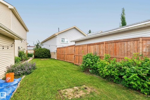 423 Kirkpatrick Crescent Nw, Edmonton, AB - Outdoor
