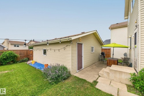 423 Kirkpatrick Crescent Nw, Edmonton, AB - Outdoor With Exterior