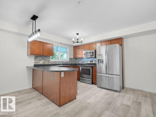 #206 260 Lewis Estates Bv Nw, Edmonton, AB - Indoor Photo Showing Kitchen