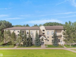 #206 260 LEWIS ESTATES BV NW  Edmonton, AB T5T 3Y4