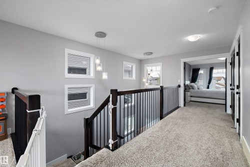 7656 182 Avenue Nw, Edmonton, AB - Indoor Photo Showing Other Room