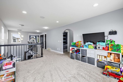7656 182 Avenue Nw, Edmonton, AB - Indoor