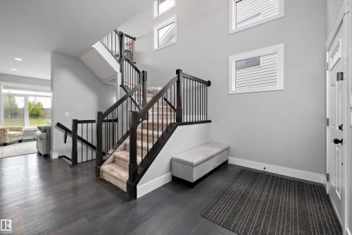 7656 182 Avenue Nw, Edmonton, AB - Indoor Photo Showing Other Room