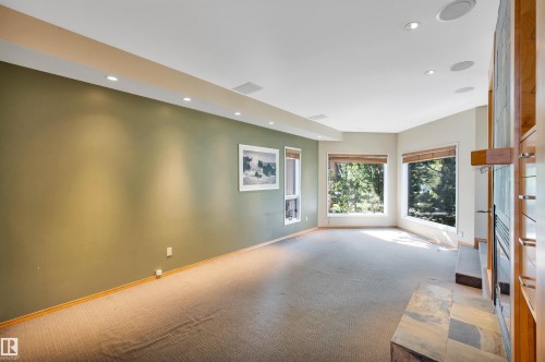 11446 75 Avenue Nw, Edmonton, AB - Indoor Photo Showing Other Room