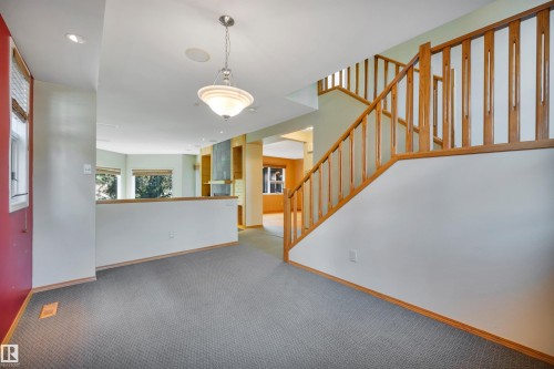 11446 75 Avenue Nw, Edmonton, AB - Indoor Photo Showing Other Room