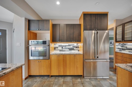 11446 75 Avenue Nw, Edmonton, AB - Indoor Photo Showing Kitchen