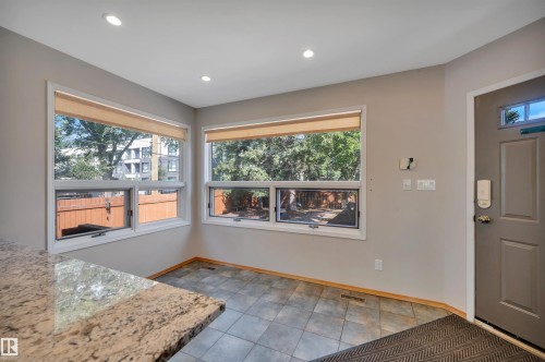 11446 75 Avenue Nw, Edmonton, AB - Indoor Photo Showing Other Room