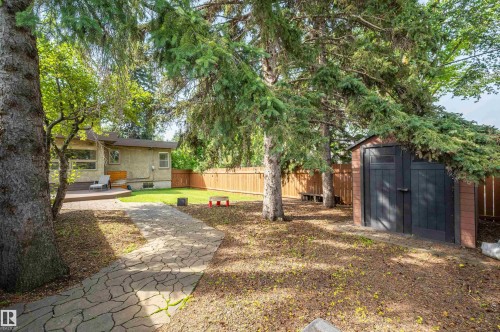 11446 75 Avenue Nw, Edmonton, AB - Outdoor