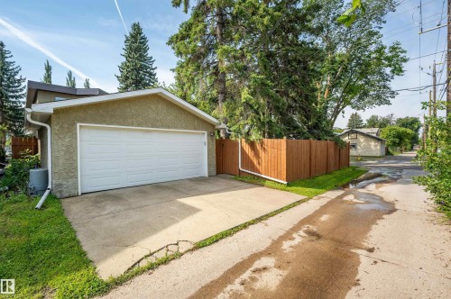 11446 75 Avenue Nw, Edmonton, AB - Outdoor