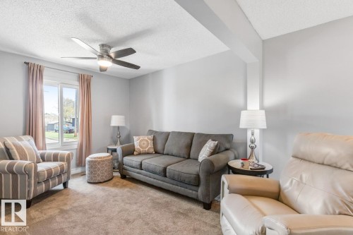 10502 158 Street Nw, Edmonton, AB - Indoor Photo Showing Living Room
