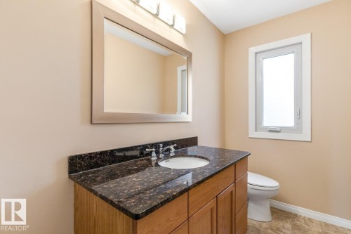 10502 158 Street Nw, Edmonton, AB - Indoor Photo Showing Bathroom