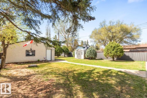 10502 158 Street Nw, Edmonton, AB - Outdoor