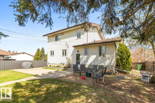 10502 158 Street Nw, Edmonton, AB - Outdoor