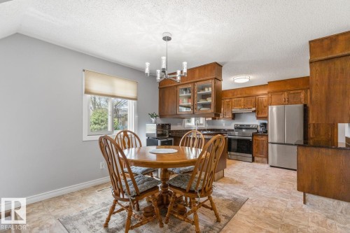 10502 158 Street Nw, Edmonton, AB - Indoor