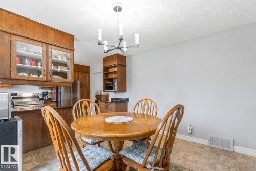 10502 158 Street Nw, Edmonton, AB - Indoor Photo Showing Dining Room