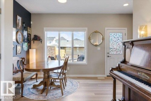 7056 181 Avenue Nw, Edmonton, AB - Indoor Photo Showing Dining Room
