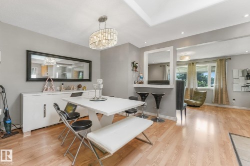 5914 91 Avenue Nw, Edmonton, AB - Indoor Photo Showing Dining Room