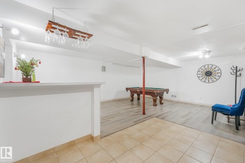 5914 91 Avenue Nw, Edmonton, AB - Indoor Photo Showing Other Room