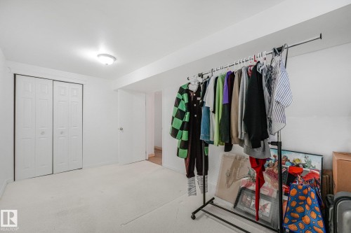 5914 91 Avenue Nw, Edmonton, AB - Indoor
