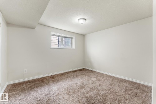 10810 54 Avenue Nw, Edmonton, AB - Indoor Photo Showing Other Room