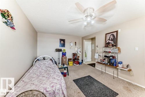 #104 11455 41 Av Nw, Edmonton, AB - Indoor Photo Showing Bedroom