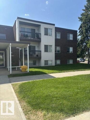#104 11455 41 AV NW  Edmonton, AB T6J 0T9