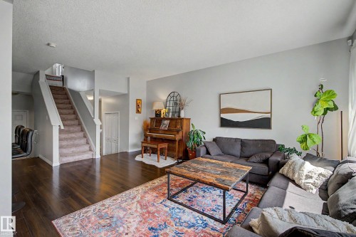 6107 176 Avenue Nw, Edmonton, AB 