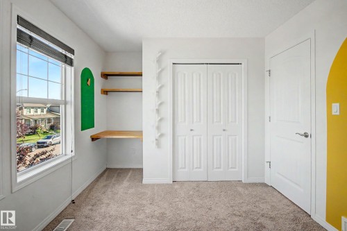 6107 176 Avenue Nw, Edmonton, AB 