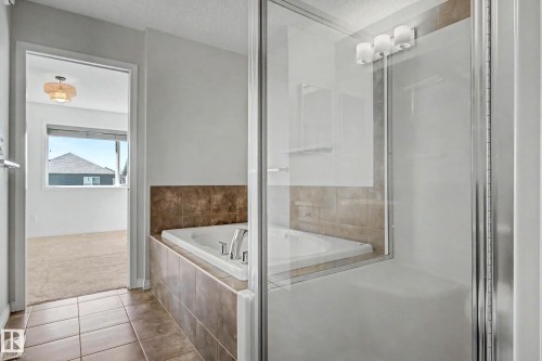 6107 176 Avenue Nw, Edmonton, AB 