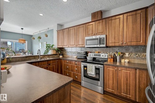 6107 176 Avenue Nw, Edmonton, AB 