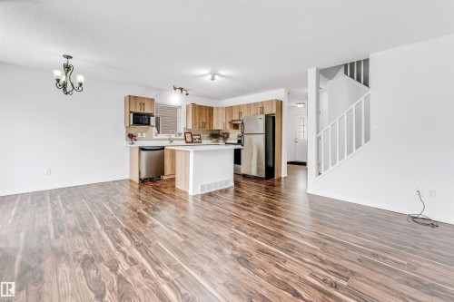 #96 4350 23 St Nw, Edmonton, AB - Indoor Photo Showing Kitchen