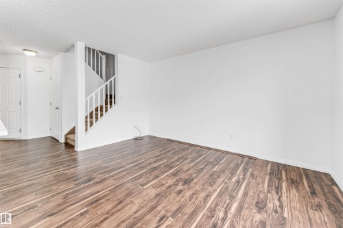 #96 4350 23 St Nw, Edmonton, AB - Indoor Photo Showing Other Room