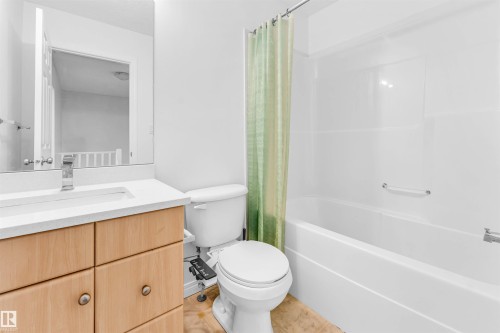 #96 4350 23 St Nw, Edmonton, AB - Indoor Photo Showing Bathroom