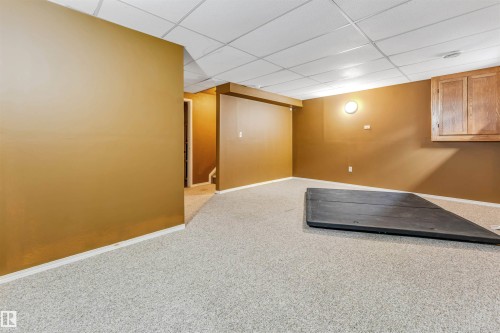 #96 4350 23 St Nw, Edmonton, AB - Indoor Photo Showing Other Room